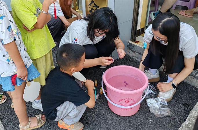 共青團麻陽縣委：“七彩假期”助力文化振興 非遺傳承浸潤留守童心