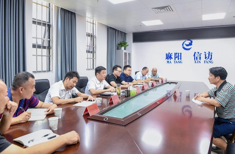 江涛接访群众并调度信访重点工作时强调:构建常态化制度化信访工作体系 压实责任链条 保障社会大局和谐稳定