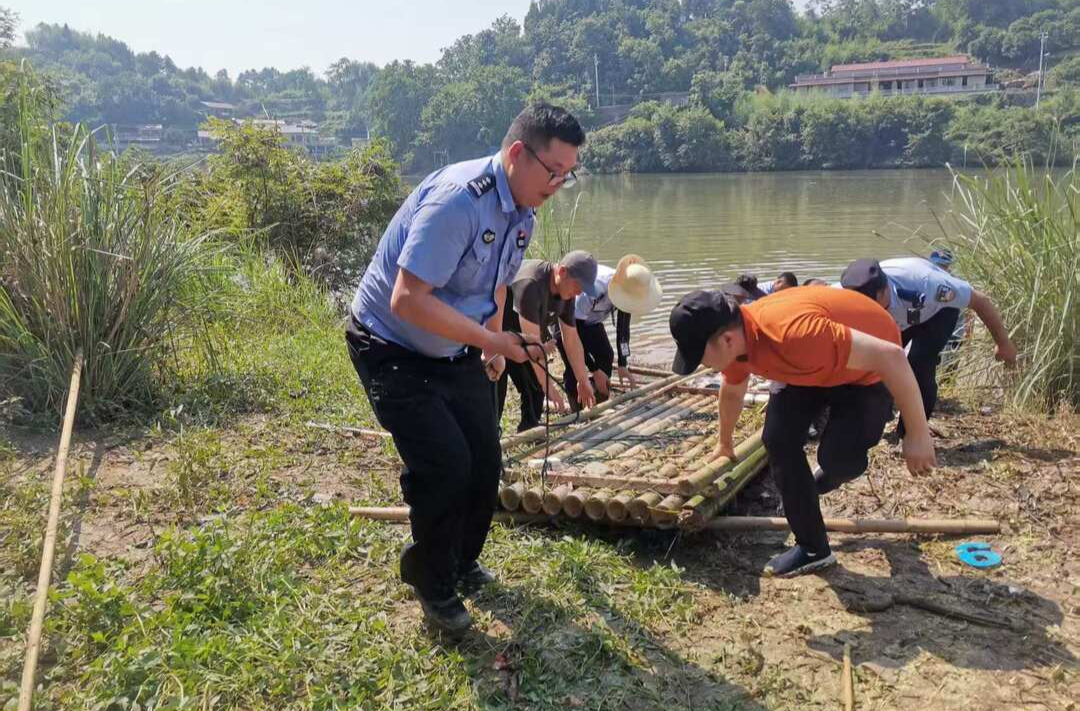 麻阳多部门联动开展吕家坪镇重点河段禁捕专项整治行动