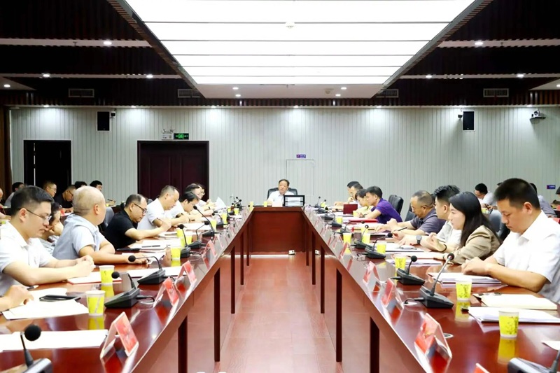 2026年县信访工作联席会议第三次全体会议召开 廖园熙主持并讲话